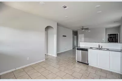 7427 French Quarter Court, Fulshear, TX 77441 - Photo 11