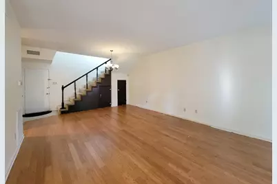 10811 Richmond Avenue #47, Houston, TX 77042 - Photo 13