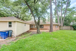 6523 Cypress Point Dr, Houston, TX 77069 - Photo 41
