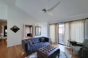 2829 Timmons Ln, Houston, TX 77027 - Photo 7