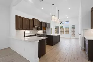 333 Gambels Quail Rd, Waller, TX 77447 - Photo 5