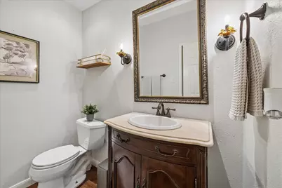 11711 Memorial Drive #272, Houston, TX 77024 - Photo 17