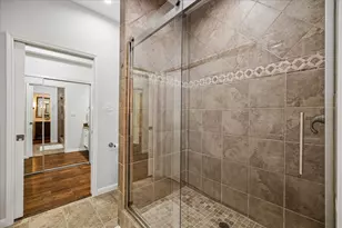 11711 Memorial Dr, Houston, TX 77024 - Photo 15