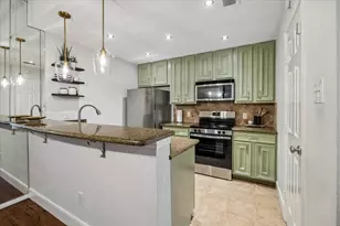 11711 Memorial Dr, Houston, TX 77024 - Photo 3