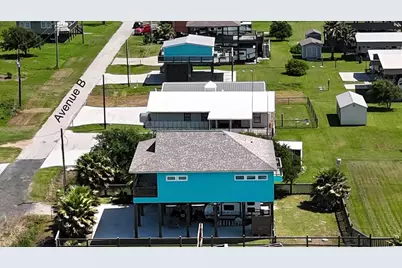 1970 Avenue B, Port Bolivar, TX 77650 - Photo 11