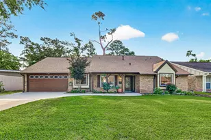 1822 Peer Dr, Houston, TX 77043 - Photo 1