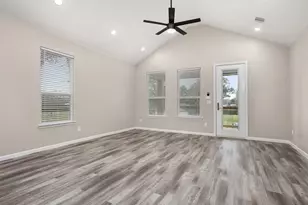 3617 Pecan Dr, Bacliff, TX 77518 - Photo 9