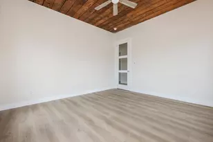 3407 Garrow St, Houston, TX 77003 - Photo 9