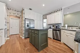 13 Wedgewood Blvd, Conroe, TX 77304 - Photo 21