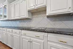 13 Wedgewood Blvd, Conroe, TX 77304 - Photo 15