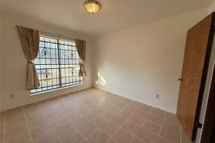 7325 Ley Rd, Houston, TX 77028 - Photo 3