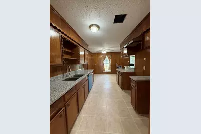 7325 Ley Road, Houston, TX 77028 - Photo 9