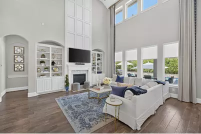 202 S Thatcher Bend Circle, The Woodlands, TX 77389 - Photo 17