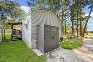 519 S 1st St, Huntington, TX 75949 - Photo 3