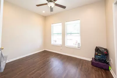 2113 Sealy Street, Galveston, TX 77550 - Photo 5