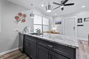 412 Drew St, Houston, TX 77006 - Photo 7