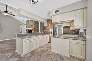 6038 Cartagena St, Houston, TX 77035 - Photo 21
