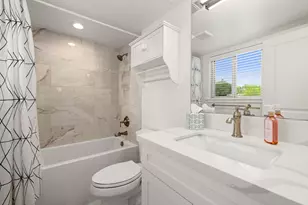 1409 Chardonnay Dr, Houston, TX 77077 - Photo 17