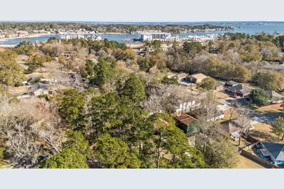 411 Shawnee, Conroe, TX 77316 - Photo 27