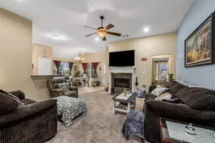 411 Shawnee, Conroe, TX 77316 - Photo 5