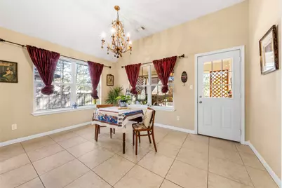 411 Shawnee, Conroe, TX 77316 - Photo 7