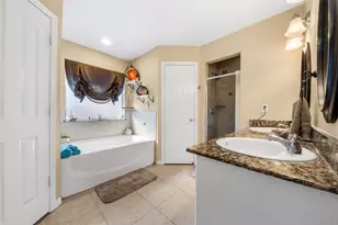 411 Shawnee, Conroe, TX 77316 - Photo 17