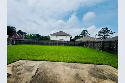 17118 Amber Ridge Drive, Sugar Land, TX 77498 - Photo 19