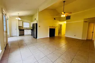 17118 Amber Ridge Dr, Sugar Land, TX 77498 - Photo 9