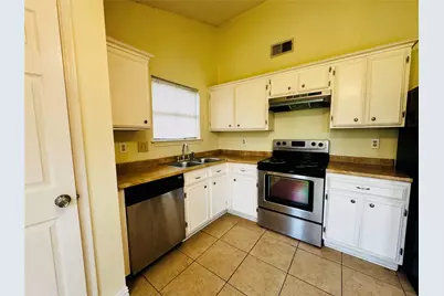 17118 Amber Ridge Drive, Sugar Land, TX 77498 - Photo 11