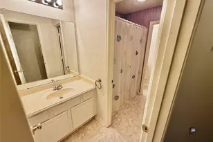 2119 Stoneycreek Park, Conroe, TX 77385 - Photo 25