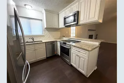 2714 33rd Avenue N, Texas City, TX 77590 - Photo 5