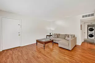 6466 Bayou Glen Rd, Houston, TX 77057 - Photo 9