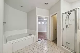 9710 Riddlewood Ln, Houston, TX 77025 - Photo 17