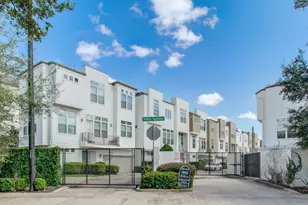 3104 Mitchell Landing Ct, Houston, TX 77025 - Photo 3
