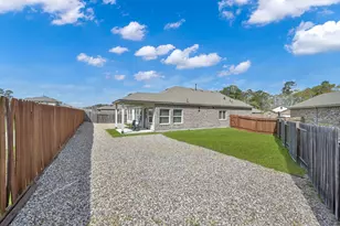 15068 Meadow Glen N, Conroe, TX 77306 - Photo 27