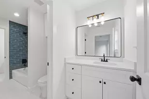 884 Prosper St, Houston, TX 77088 - Photo 29