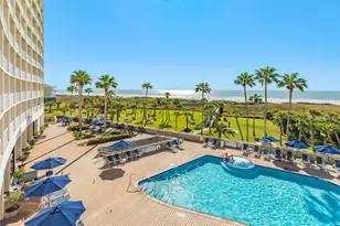 1401 E Beach Dr, Galveston, TX 77550 - Photo 5