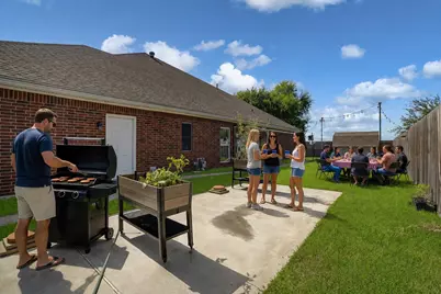 20 Chuckwagon Court, Angleton, TX 77515 - Photo 43