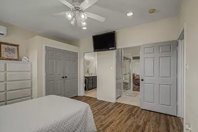 20 Chuckwagon Court, Angleton, TX 77515 - Photo 27