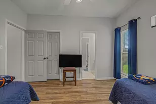 20 Chuckwagon Ct, Angleton, TX 77515 - Photo 25