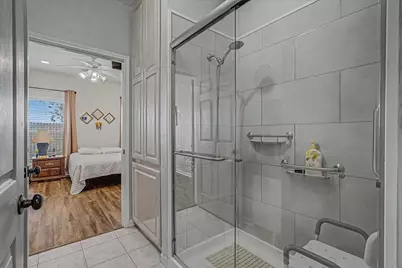 20 Chuckwagon Court, Angleton, TX 77515 - Photo 29