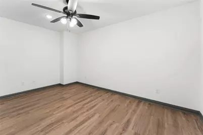 7987 Chateau Street #D, Houston, TX 77028 - Photo 23