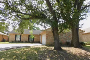 1338 Leadenhall Cir, Channelview, TX 77530 - Photo 1