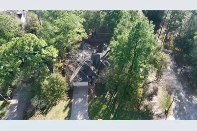 2 Village Knoll Place, The Woodlands, TX 77381 - Photo 35