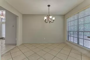 2 Village Knoll Pl, The Woodlands, TX 77381 - Photo 19