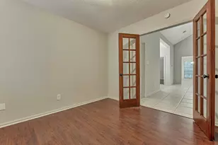 2 Village Knoll Pl, The Woodlands, TX 77381 - Photo 15