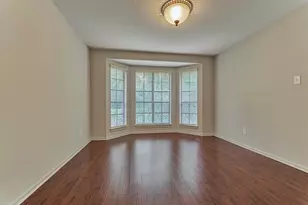 2 Village Knoll Pl, The Woodlands, TX 77381 - Photo 7