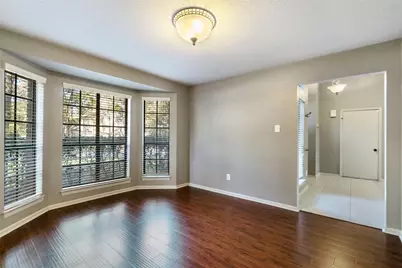 2 Village Knoll Place, The Woodlands, TX 77381 - Photo 11