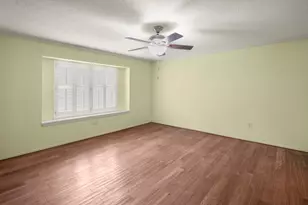 17214 Hill View Ln, Spring, TX 77379 - Photo 15