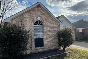 6418 New World Dr, Katy, TX 77449 - Photo 3